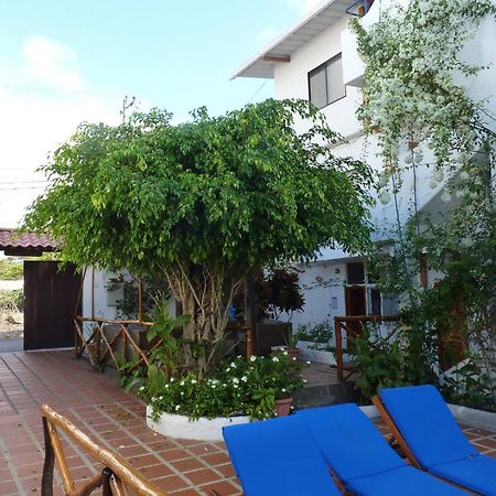 Hotel La Casa De Judy Puerto Ayora  Ngoại thất bức ảnh