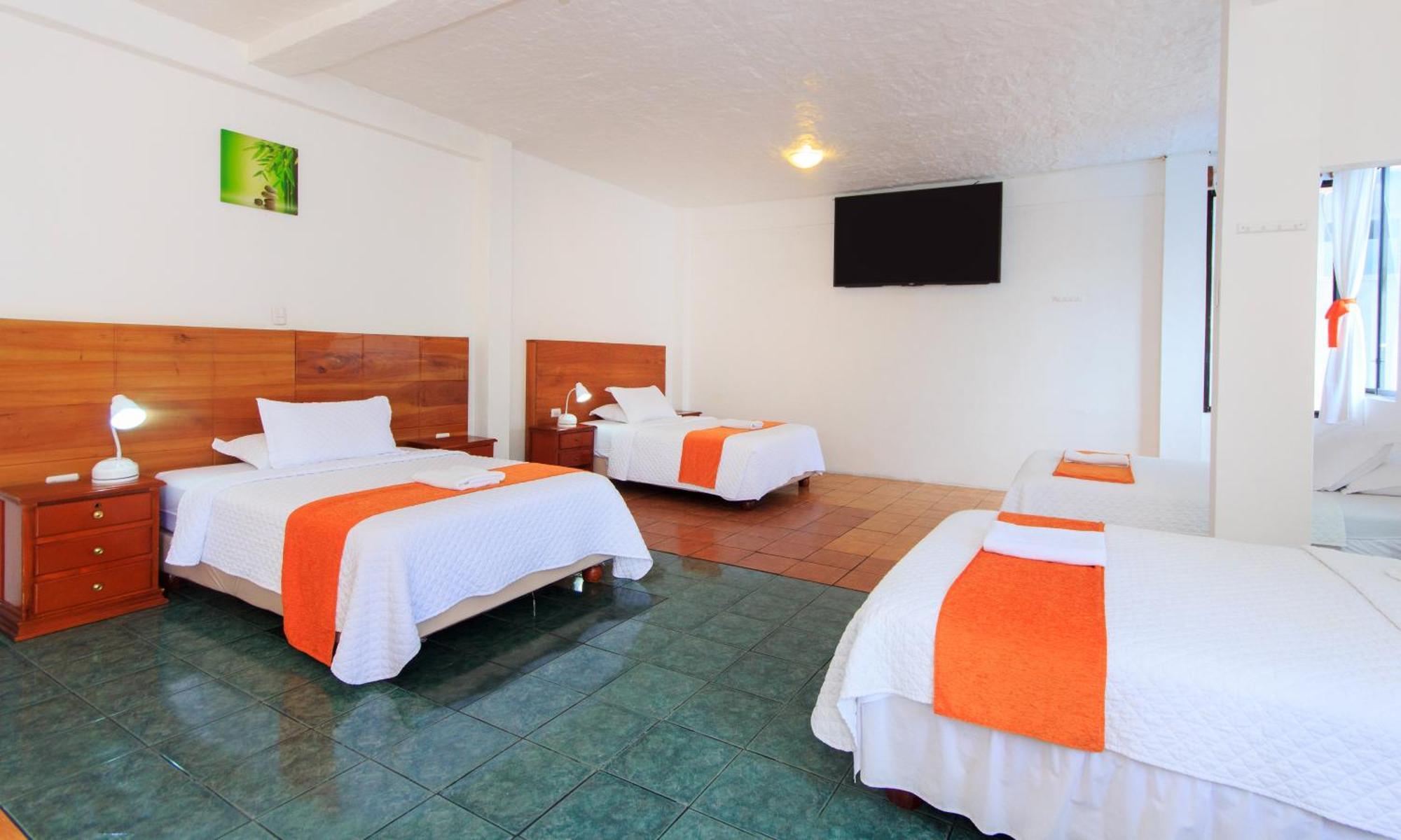 Hotel La Casa De Judy Puerto Ayora  Ngoại thất bức ảnh