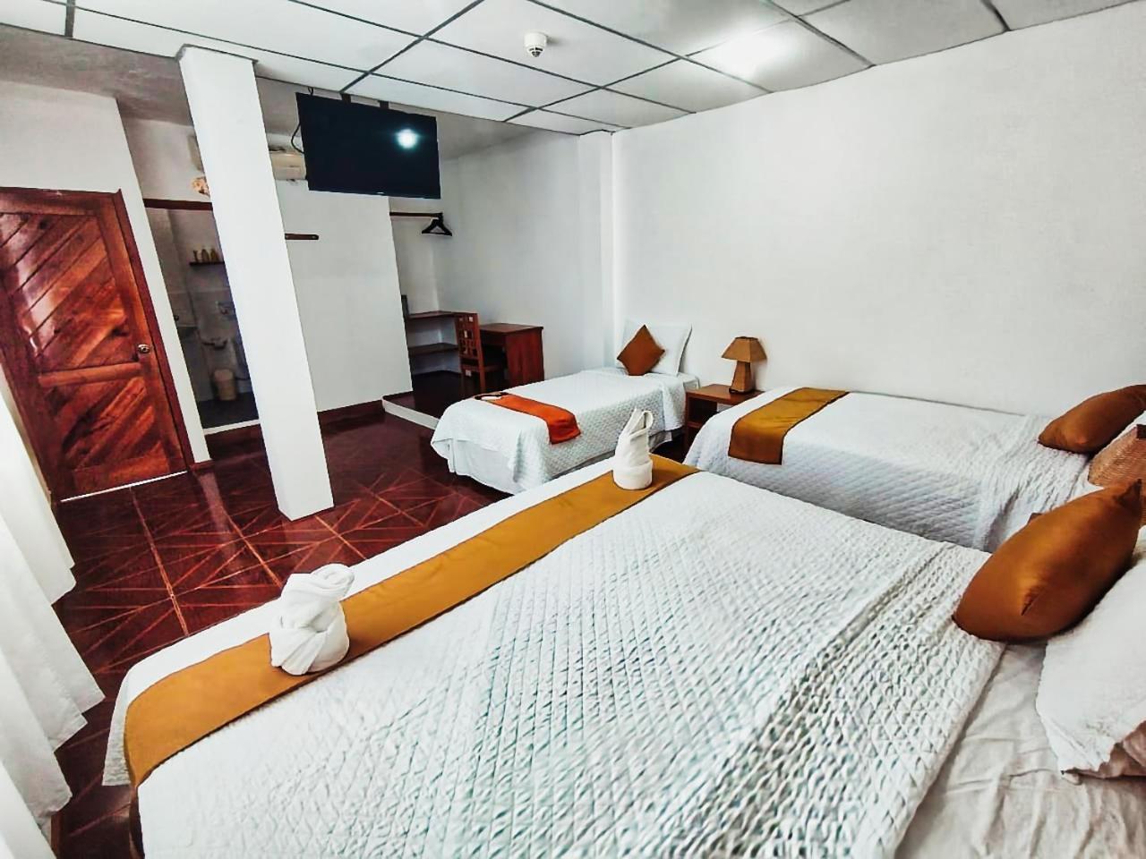 Hotel La Casa De Judy Puerto Ayora  Ngoại thất bức ảnh
