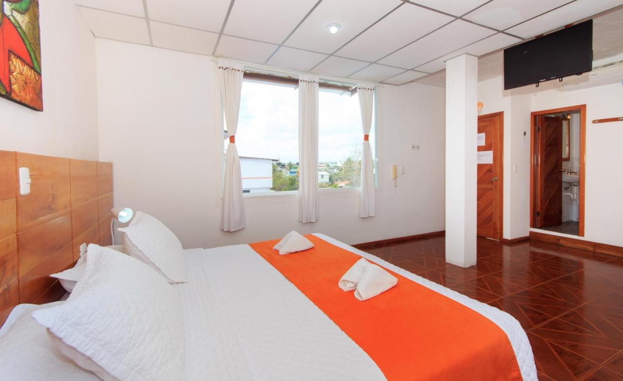 Hotel La Casa De Judy Puerto Ayora  Ngoại thất bức ảnh