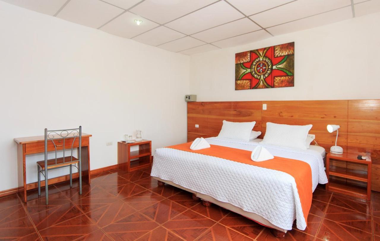 Hotel La Casa De Judy Puerto Ayora  Ngoại thất bức ảnh